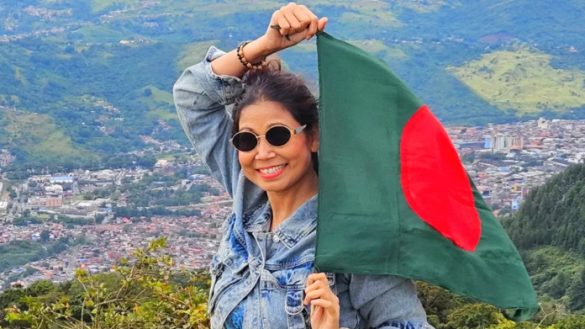 প্রথম বাংলাদেশি হিসেবে ১৮৫ দেশ ভ্রমণের রেকর্ড নাজমুন নাহারের