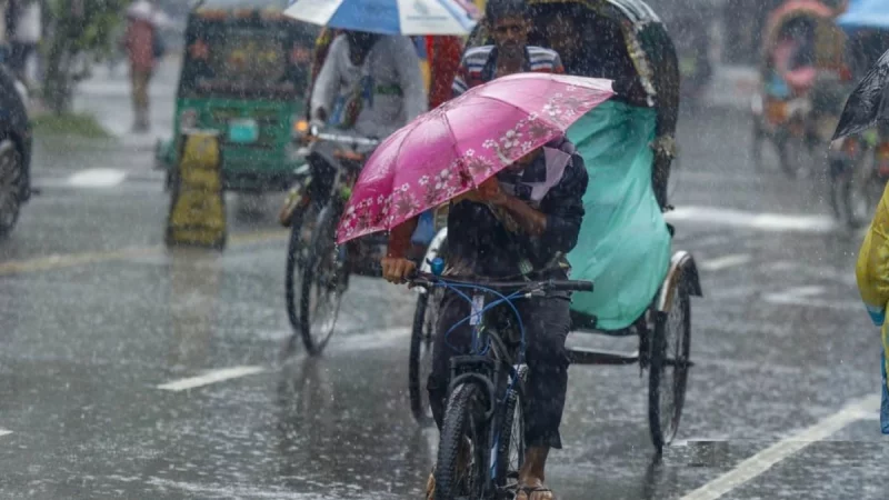 বৃষ্টি থাকবে টানা পাঁচদিন, কমবে তাপমাত্রা