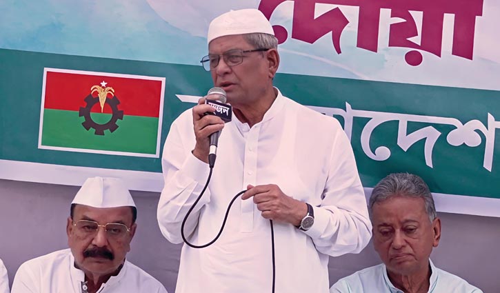 দেশকে সমৃদ্ধ করার সংগ্রামে নেতৃত্ব দিয়েছেন খালেদা জিয়া: ফখরুল