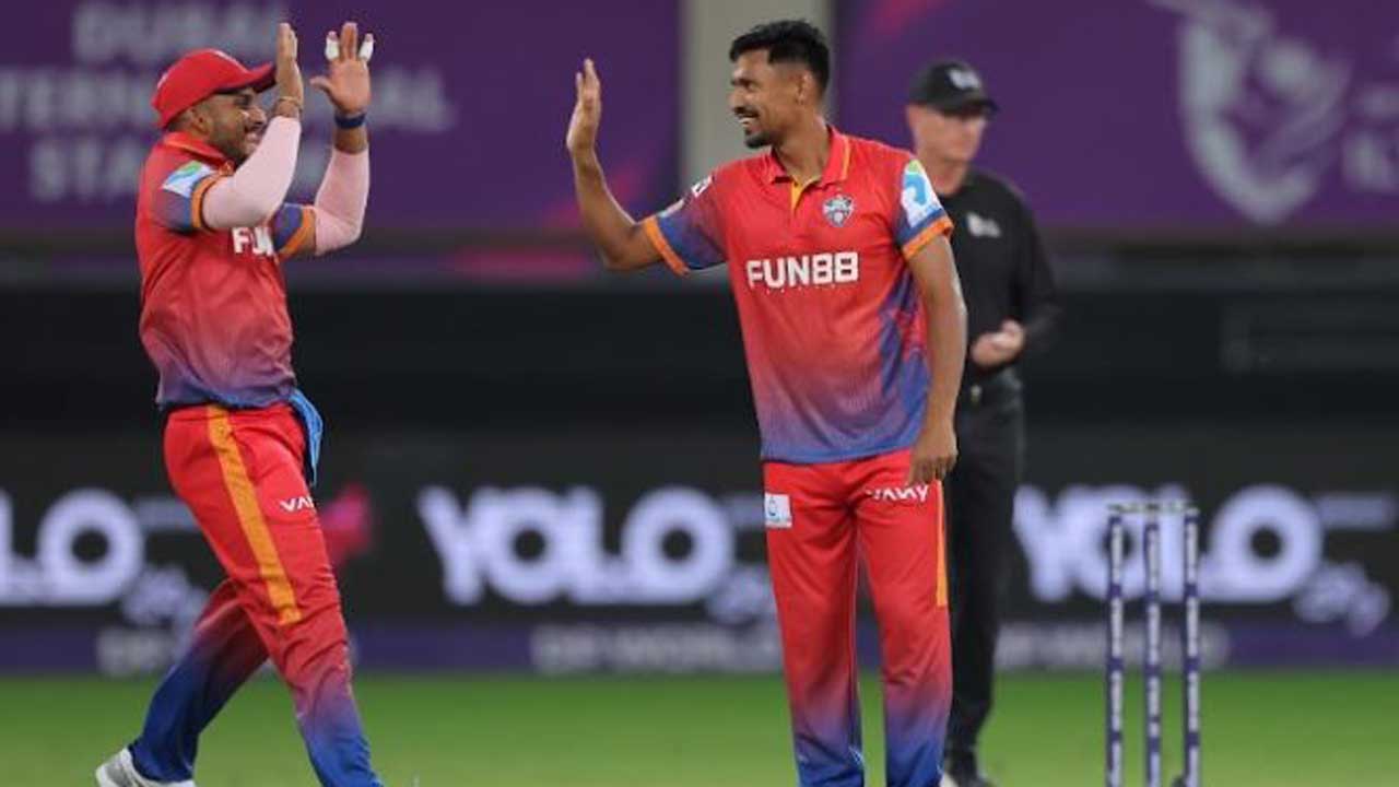 দ্বিতীয়বার দুবাই ক্যাপিটালসে মোস্তাফিজ