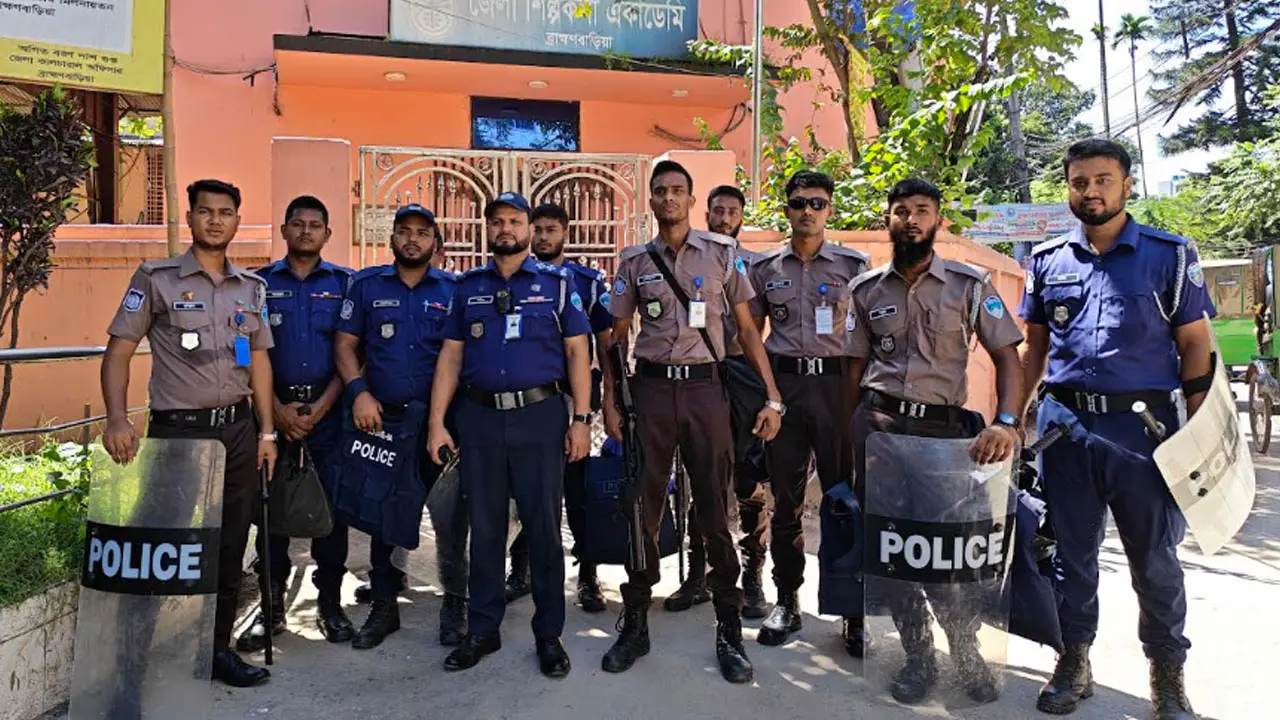 হাসনাতের দুঃখ প্রকাশের পরও কওমি ছাত্রদের কর্মসূচি বহাল রাখার ঘোষণা