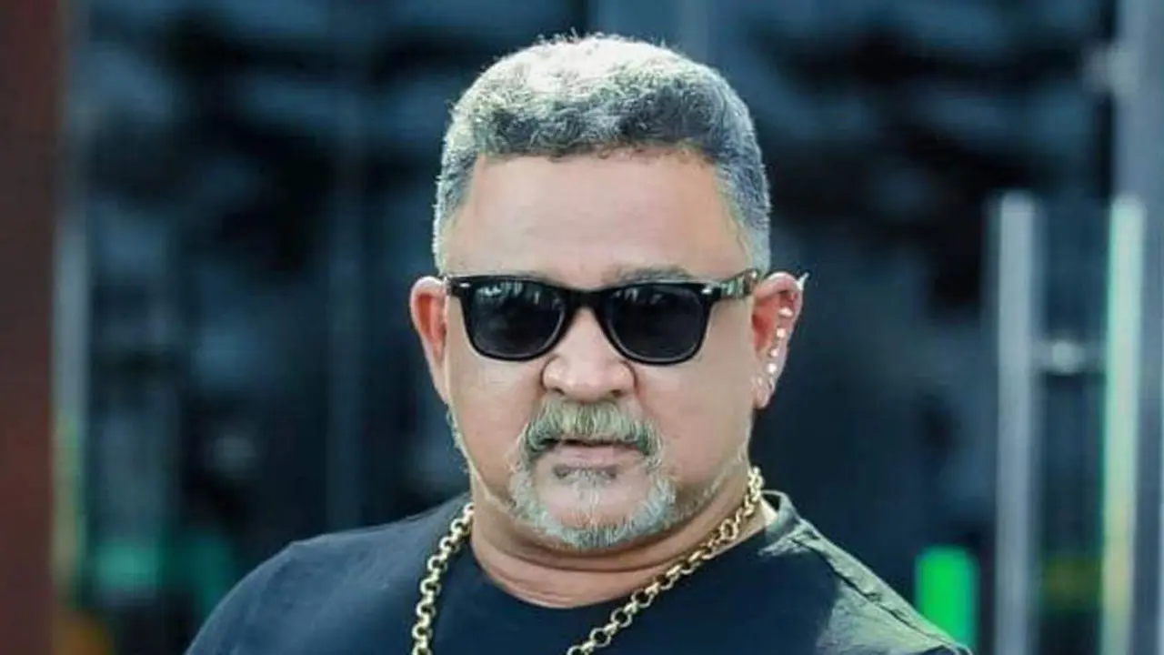 খলনায়ক ডন গ্রেপ্তার, নেওয়া হচ্ছে আদালতে