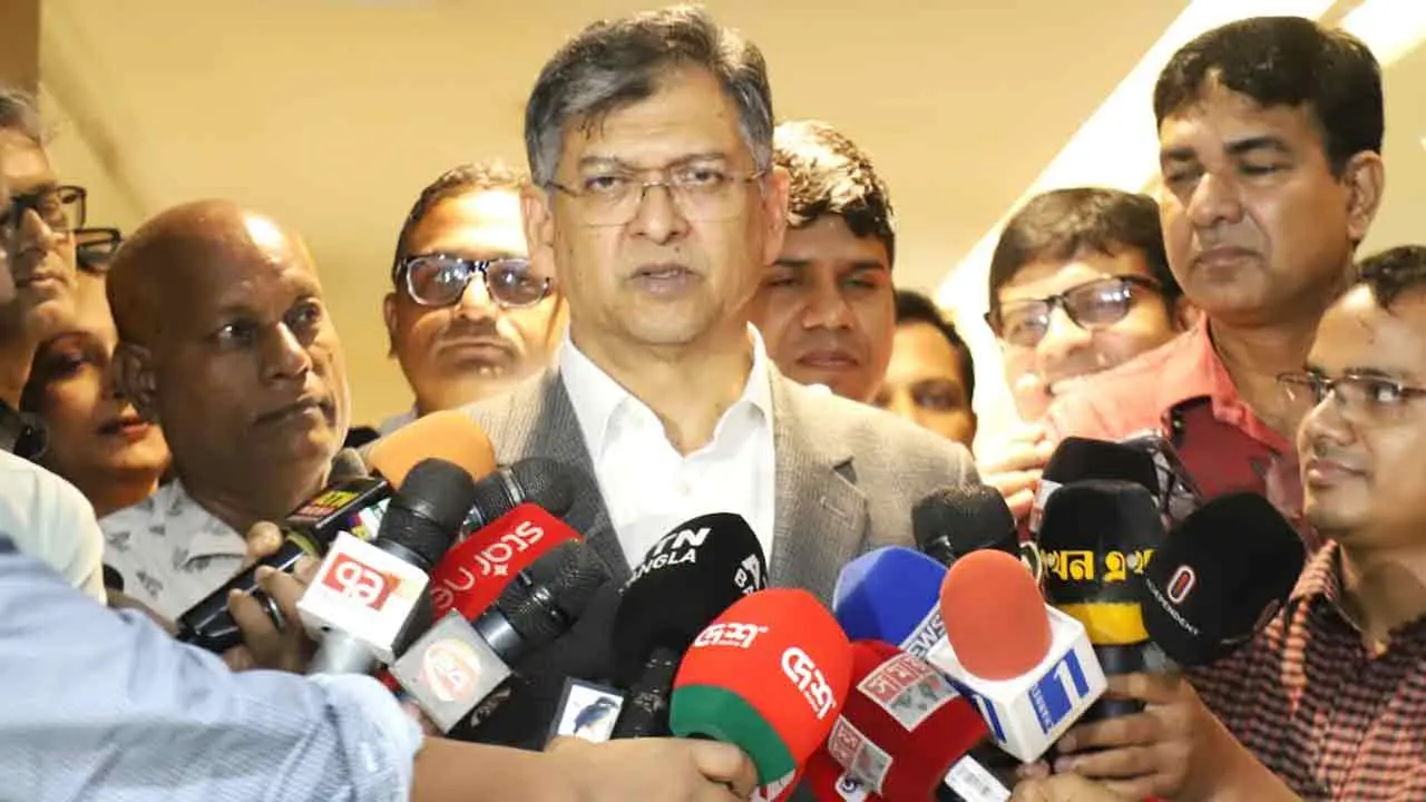 বিগত ছয় মাসে আইনশৃঙ্খলা পরিস্থিতির দৃশ্যমান উন্নতি হয়েছে: স্বরাষ্ট্রমন্ত্রী