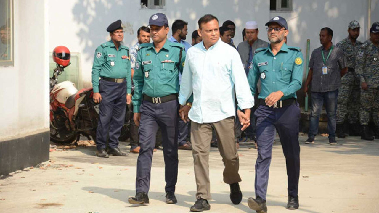 জিয়াউল আহসানকে গ্রেপ্তার দেখালেন ট্রাইব্যুনাল