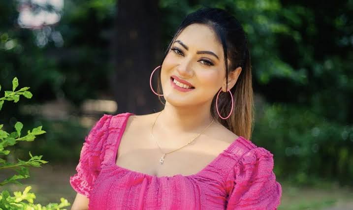 ওয়েব ফিল্মে মৌ