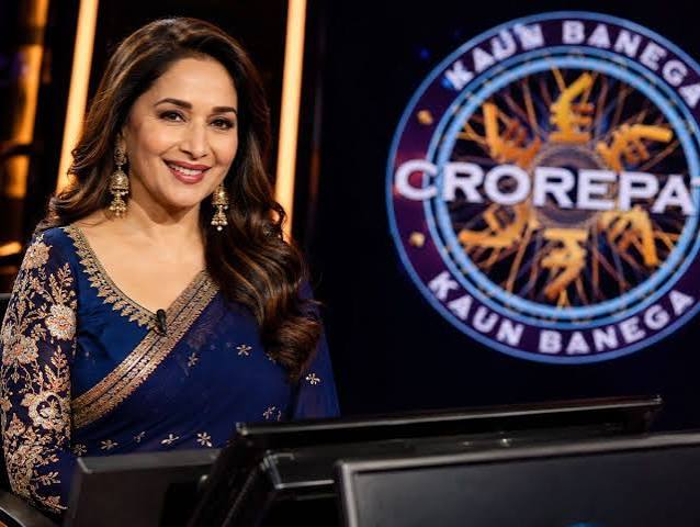 ‘কৌন বনেগা ক্রোড়পতি’ শো’তে মাধুরী দীক্ষিত