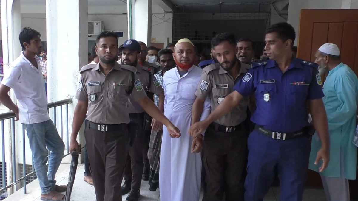 গৃহবধূকে সংঘবদ্ধ ধর্ষণে তিনজনের মৃত্যুদণ্ড, অপহরণ মামলায় যাবজ্জীবন