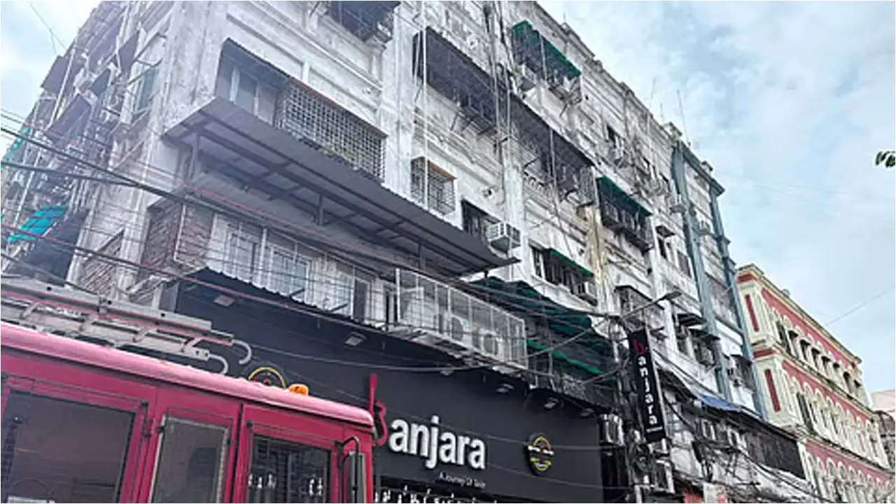 কলকাতায় অগ্নিকাণ্ডে ৫ বাংলাদে‌শির মৃত্যু : পররাষ্ট্র মন্ত্রণালয়