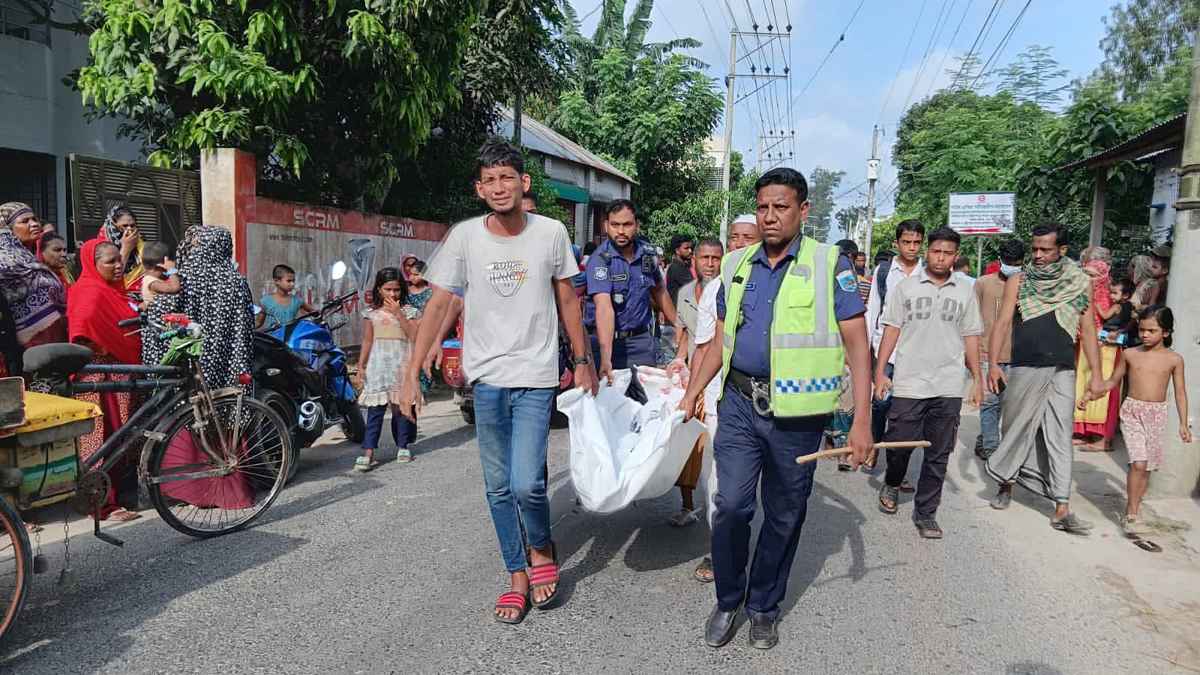 সিরাজগঞ্জে ট্রাকচাপায় স্কুলশিক্ষক নিহত