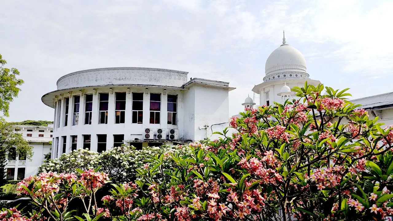 হাইকোর্টে বাড়ছে রিট নিষ্পত্তি