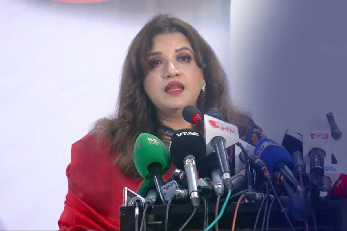 জ্বালানি সংকট মোকাবেলায় বিকল্প উৎস খুঁজছে সরকার : পররাষ্ট্র প্রতিমন্ত্রী