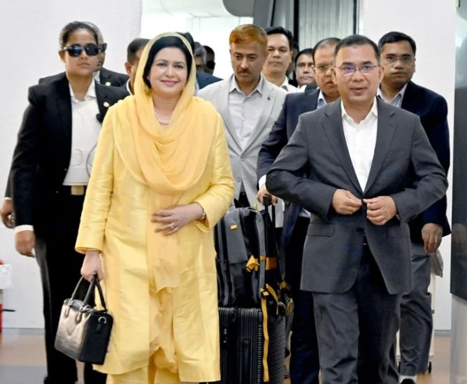 জাতিসংঘ সফর শেষে দেশে ফিরেছেন প্রধানমন্ত্রী তারেক রহমান