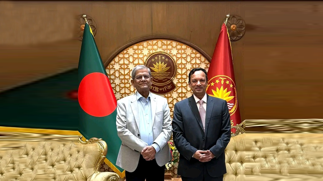 রাষ্ট্রপতির সঙ্গে অ্যাটর্নি জেনারেলের সৌজন্য সাক্ষাৎ