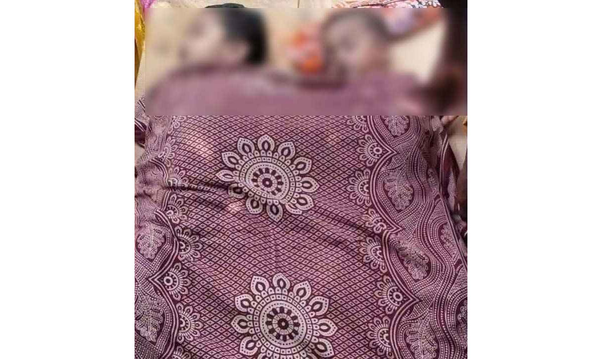 গাইবান্ধায় হাঁস ধরতে গিয়ে পুকুরে ডুবে দুই বোনের মৃত্যু
