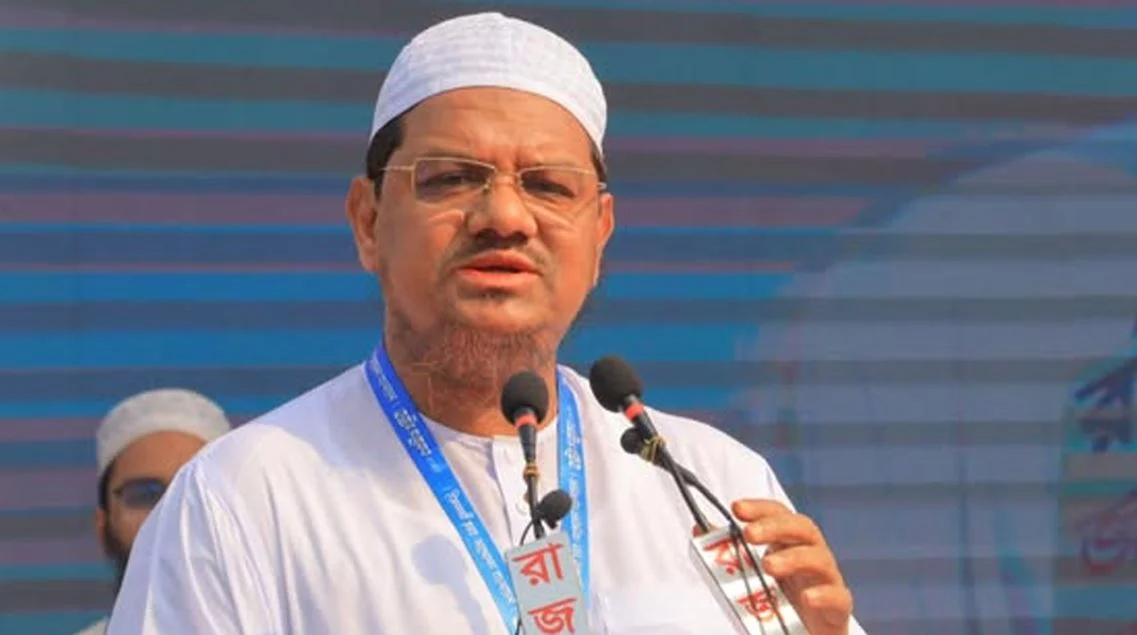 অন্তর্বর্তী সরকারের চেয়েও বর্তমান সরকার দেশকে খারাপ দিকে নিয়ে যাচ্ছে: চরমোনাই পীর
