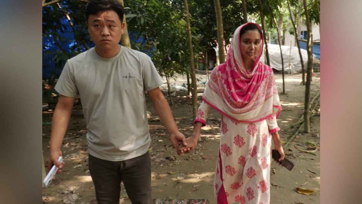 ভালোবাসার টানে চীনা যুবক মাদারীপুরে