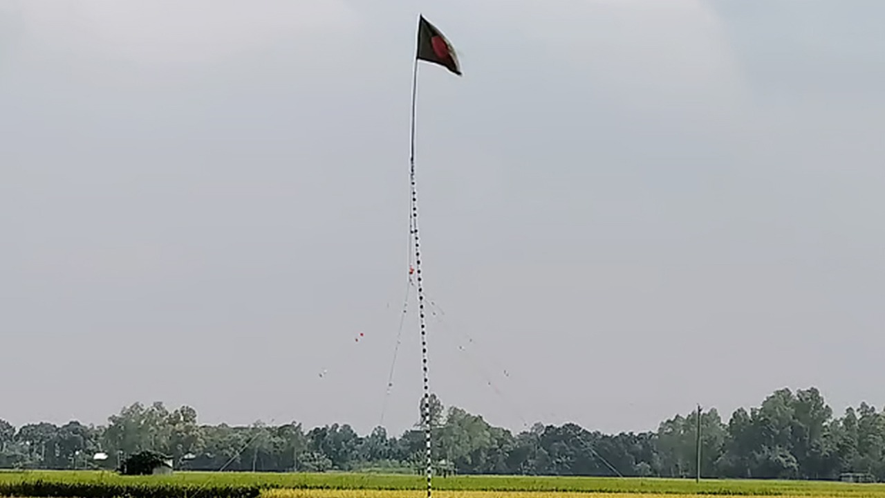 গ্রামবাসীর চাঁদায় কেনা হলো খেলার মাঠের জমি, গ্রামজুড়ে উৎসব