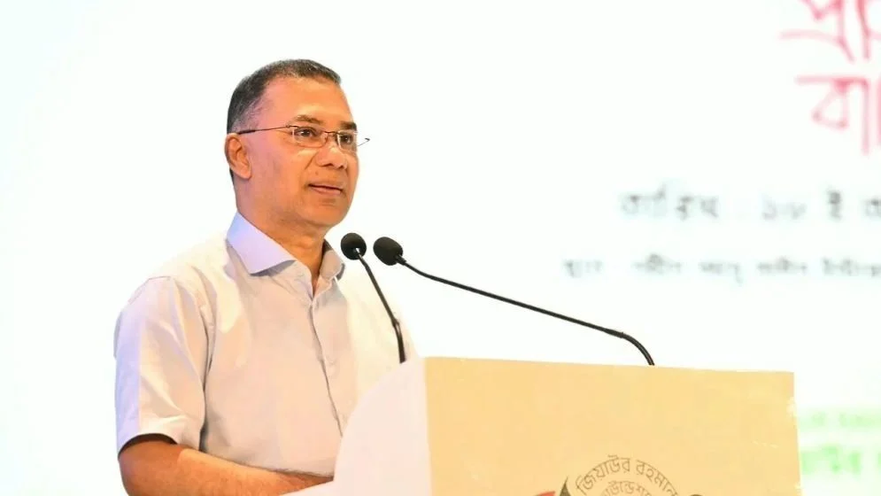 আ.লীগকে ফেরানোর চেষ্টা করলে জুলাই শহীদদের সঙ্গে প্রতারণা করা হবে : প্রধানমন্ত্রী