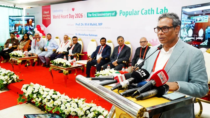 হৃদরোগে মৃত্যু কমাতে কার্ডিয়াক অ্যাম্বুলেন্স নেটওয়ার্কের আহ্বান স্বাস্থ্য প্রতিমন্ত্রীর
