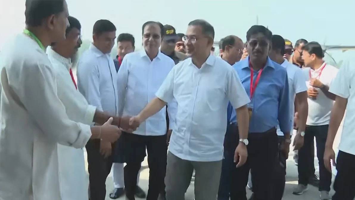 সৈয়দপুরে প্রধানমন্ত্রীকে অভ্যর্থনা