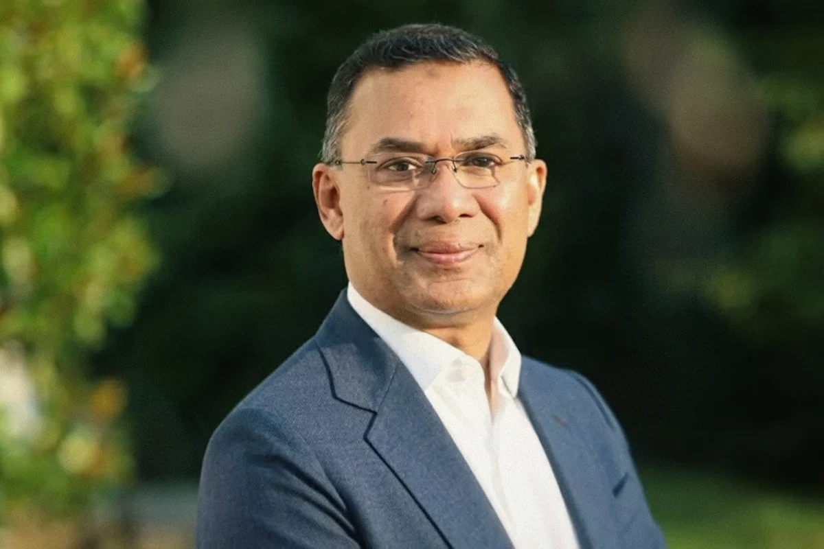 মোংলায় নৌঘাঁটিতে পৌঁছেছেন প্রধানমন্ত্রী