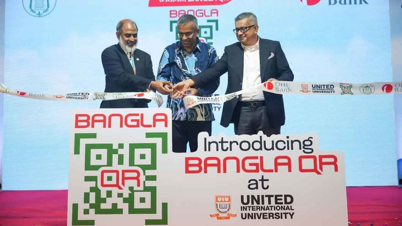 ব্যাংক খাত পুনর্গঠনে বছরে ৬০ হাজার কোটি টাকা প্রয়োজন: গভর্নর