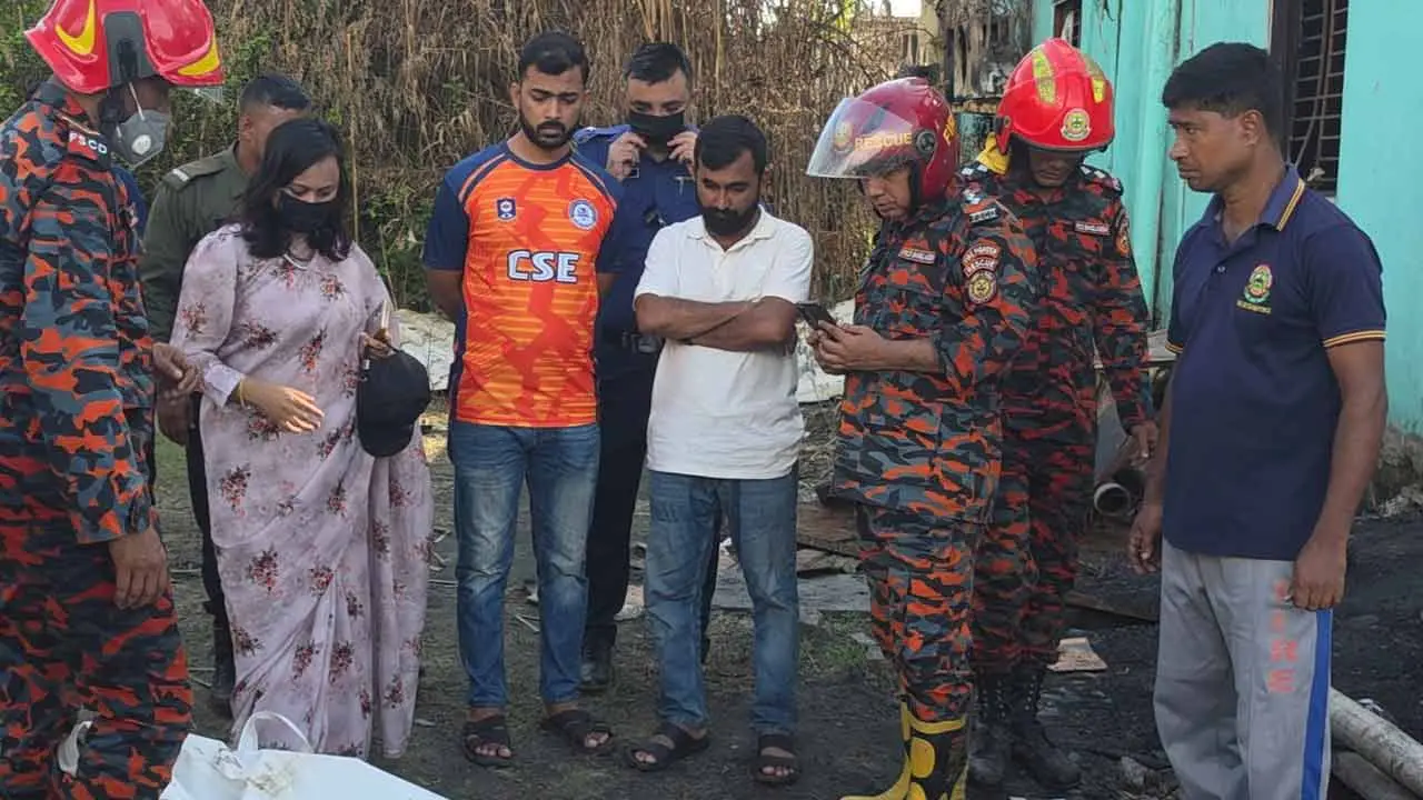 টুপটুপে নিহত ১০ জনের মরদেহ হস্তান্তর, নিখোঁজ শিক্ষিকার দেহাবশেষ উদ্ধার