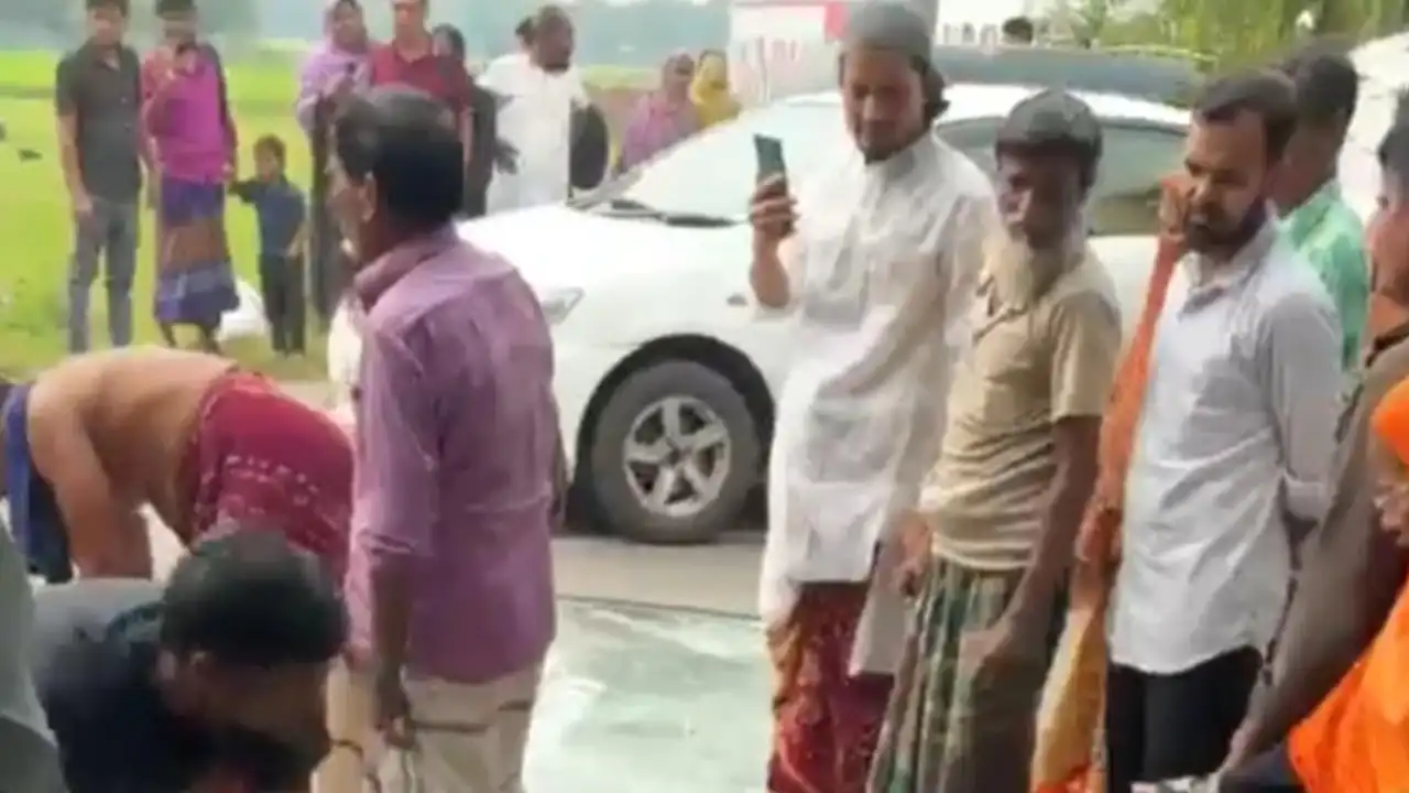 ময়মনসিংহে বাসের ধাক্কায় অটোরিকশার ৭ যাত্রী নিহত