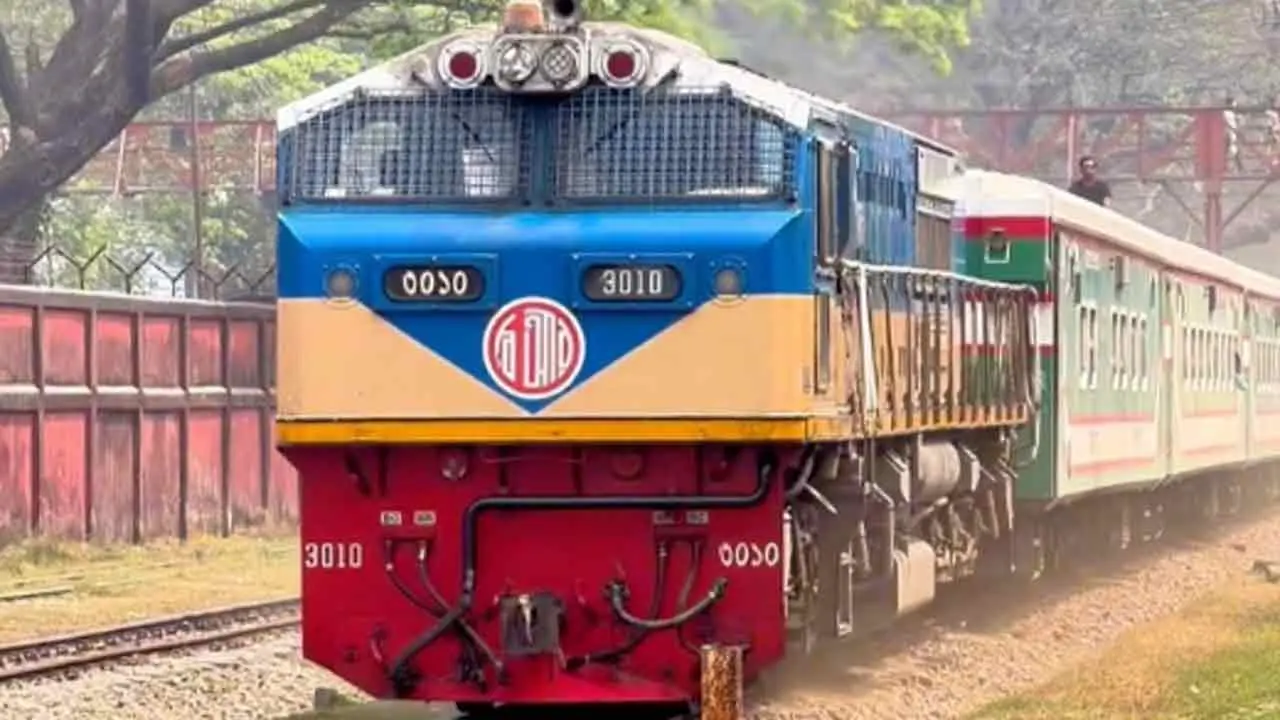 ২৬ অক্টোবর থেকে কক্সবাজার যাবে মহানগর এক্সপ্রেস, বাদ কুমিরা স্টপেজ