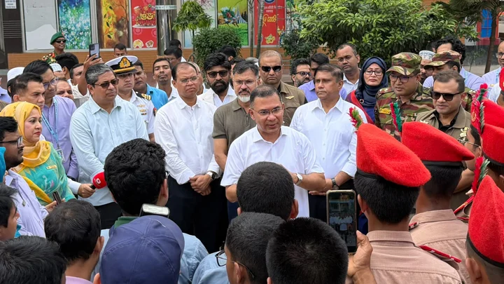 রাজধানীর ১৩ স্পট প্রধানমন্ত্রীর আকস্মিক পরিদর্শন
