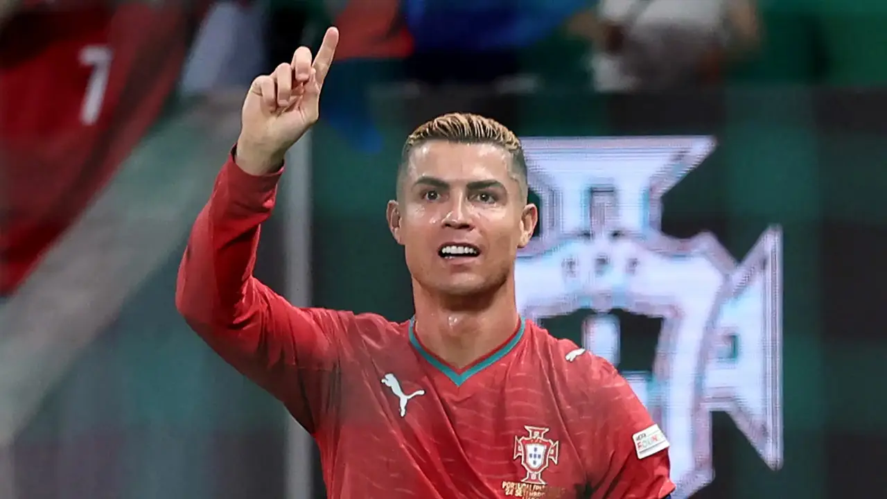 আমিই ইতিহাসের সেরা ফুটবলার: রোনালদো